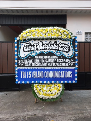 Papan Bunga Duka di Yamoneri